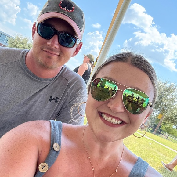 Meet your Posher, Rebekah - Picture 1 of 1